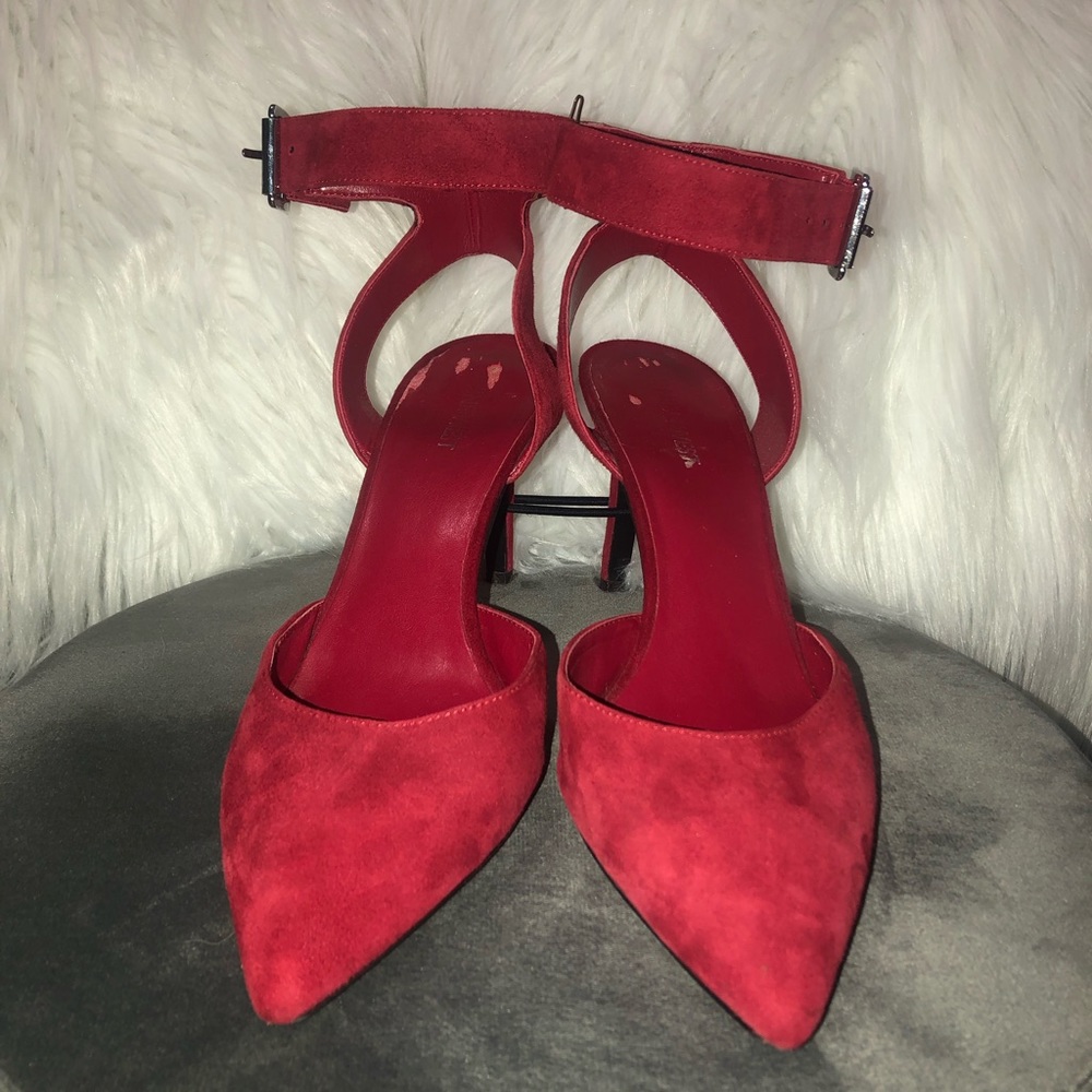 Super sexy Red high heels!